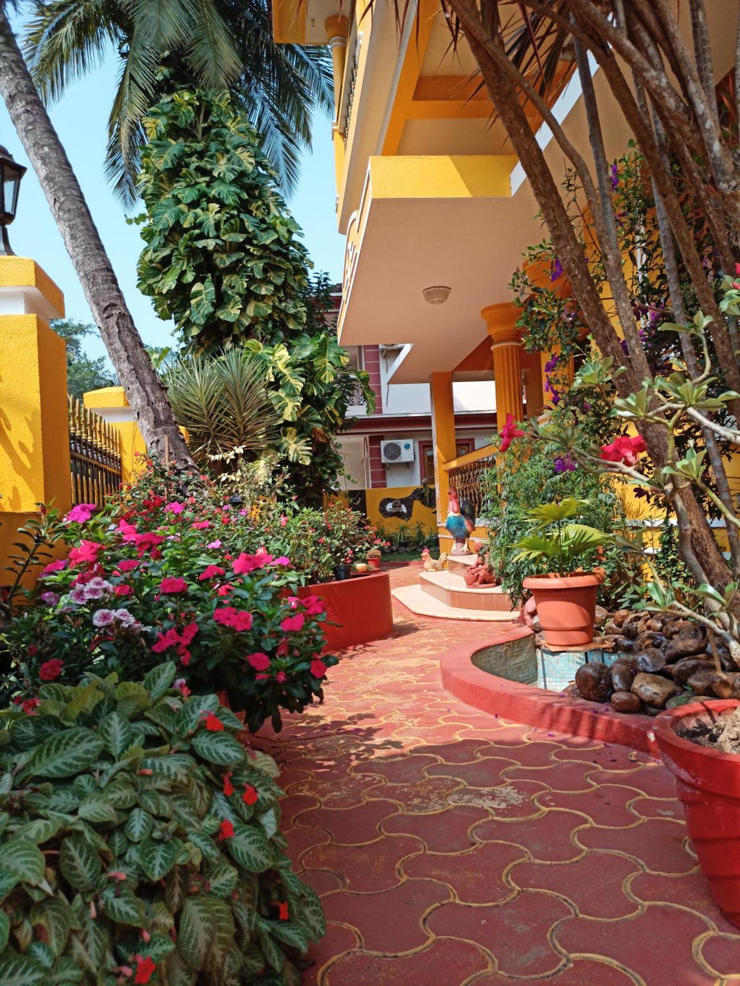 Minria Guest House Бенаулим Екстериор снимка